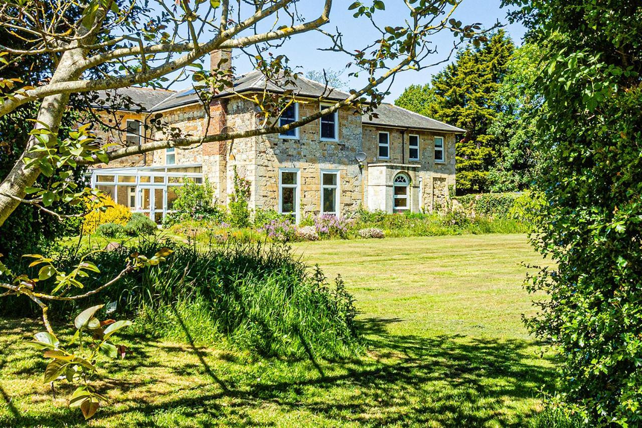 Cosy Wolf Bed & Breakfast Freshwater Exterior photo