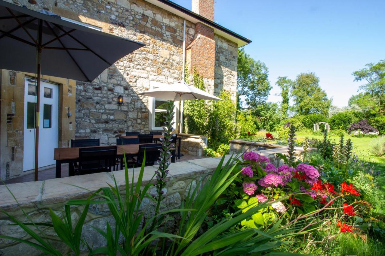 Cosy Wolf Bed & Breakfast Freshwater Exterior photo